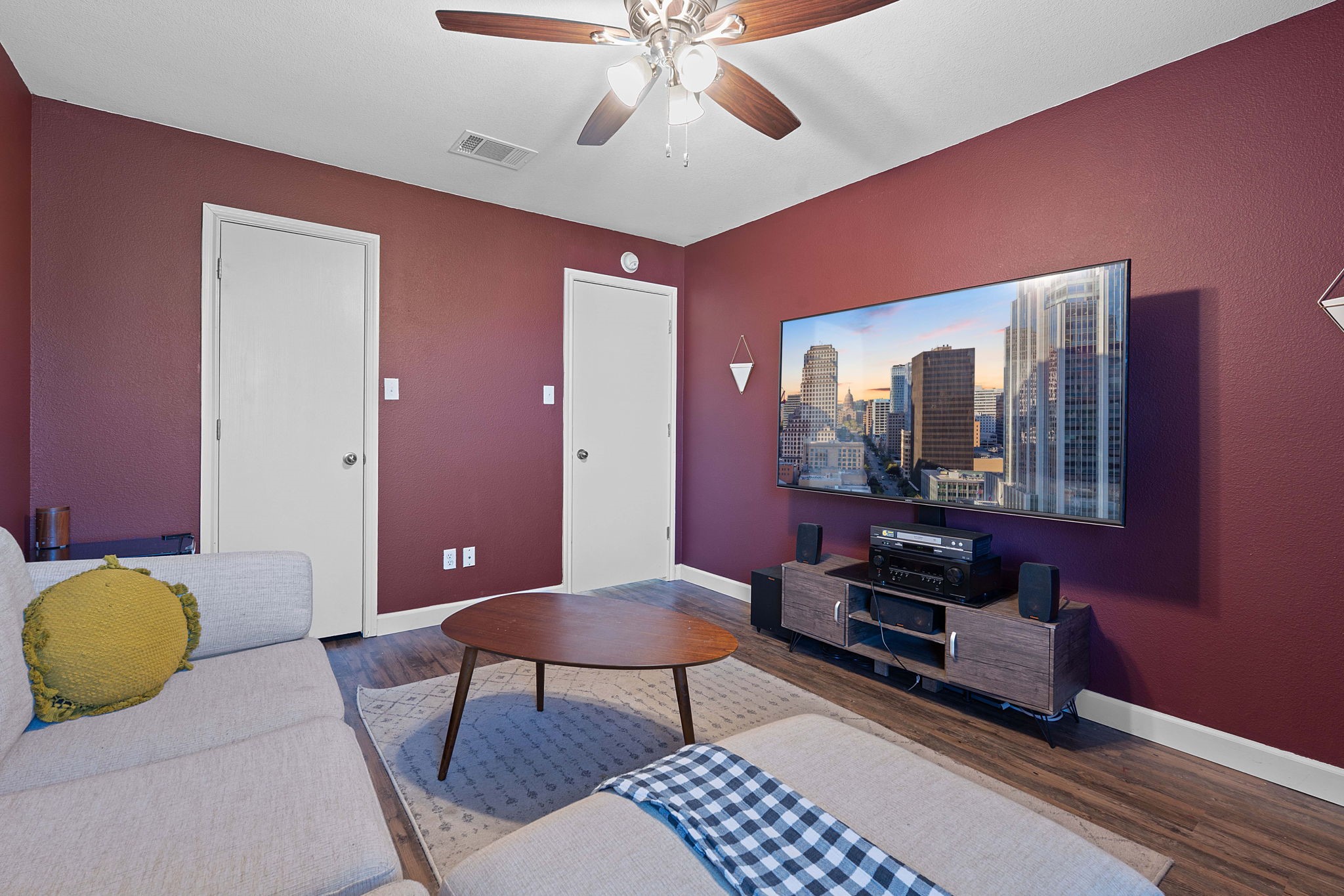 229 Black Forest Road Buda, TX 78610 - Photo 23 of 32 a living room with furniture