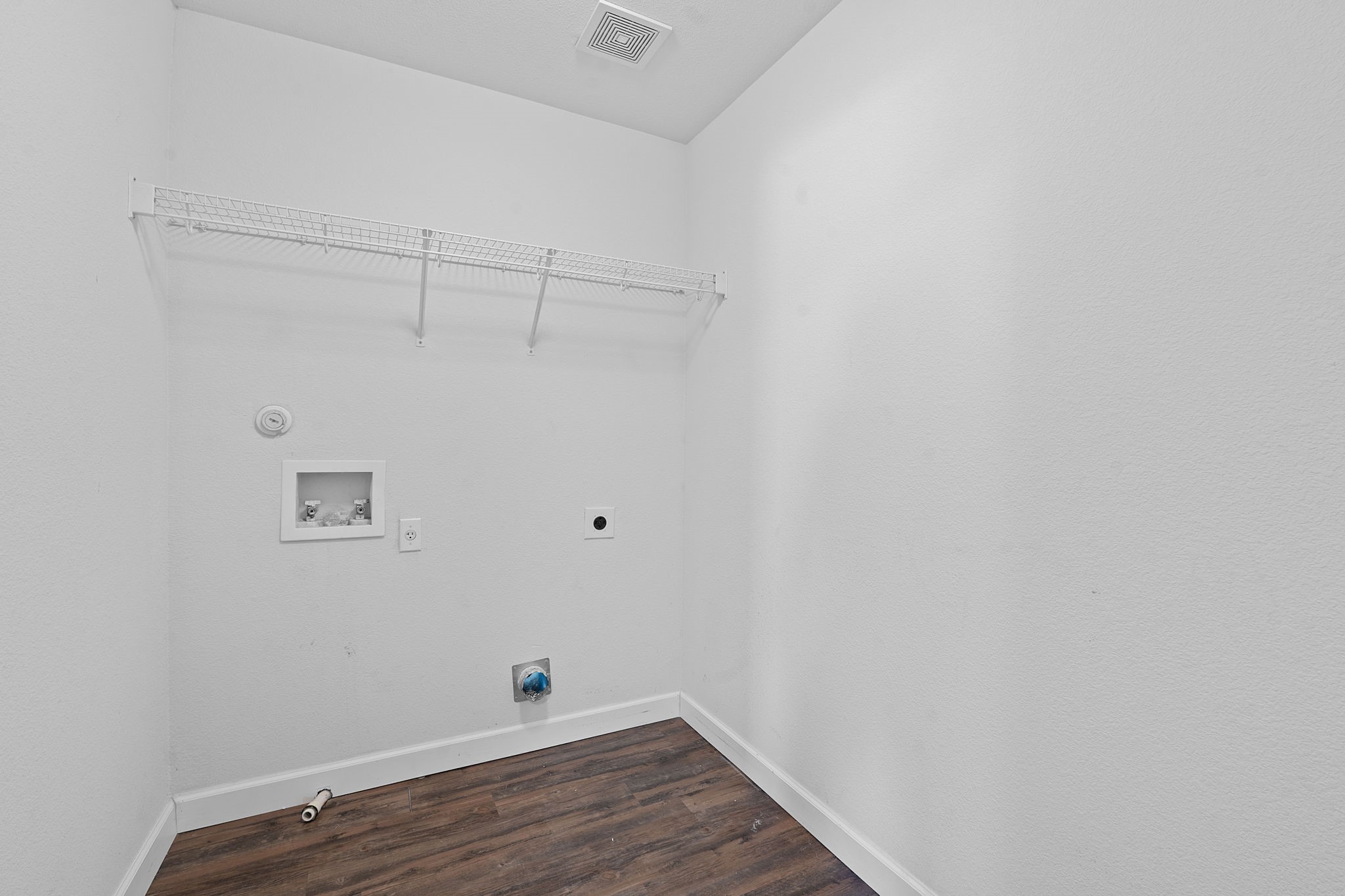 229 Black Forest Road Buda, TX 78610 - Photo 26 of 32 a view of a small space