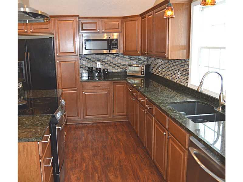 5940 Furnas Road Indianapolis, IN 46221 - Photo 5 of 24 Gallery Image 5