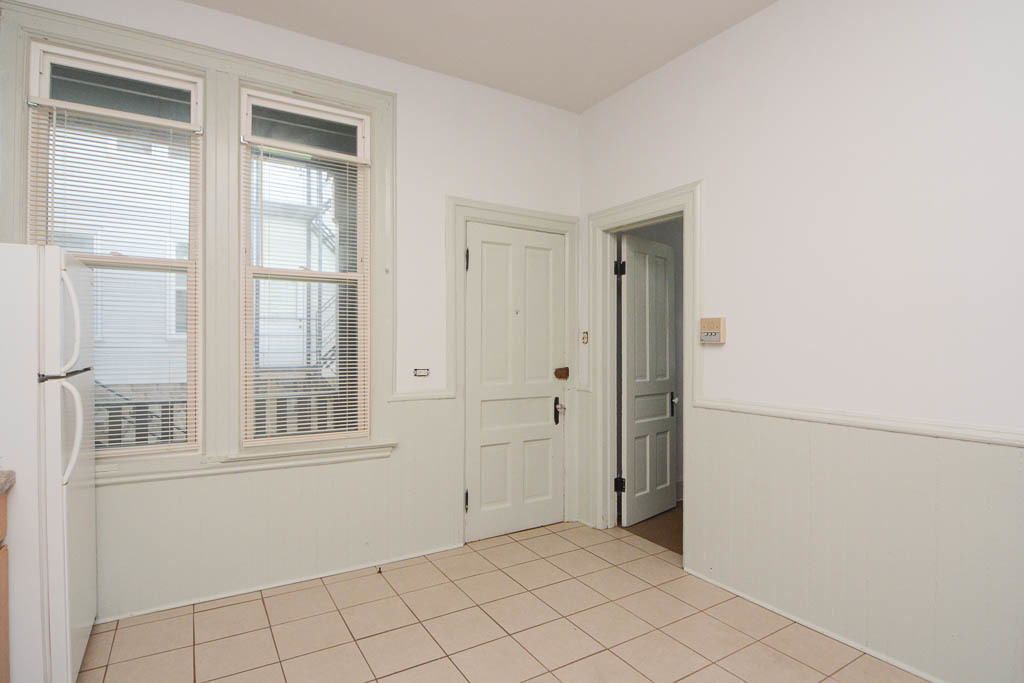 3224 North Racine Avenue, Unit 1 Chicago, IL 60657 - Photo 5 of 20 Gallery Image 5