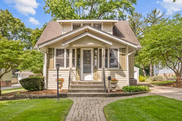 $399,000 | 309 South 6th Street, St. Charles, IL 60174