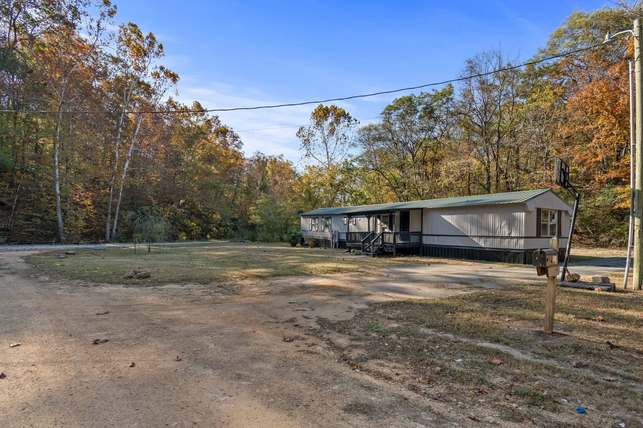 901 County Farm Road Centerville, TN 37033 - Photo 4 of 35 Gallery Image 4