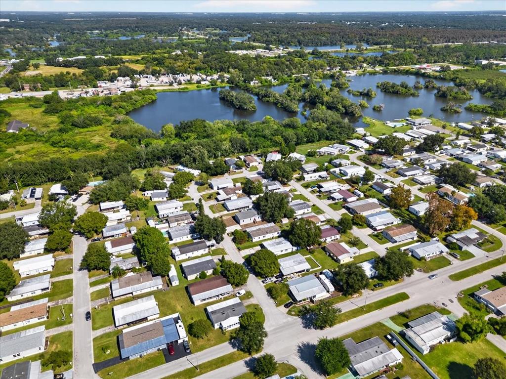 432 Oak Ridge West Lakeland, FL 33801 - Photo 10 of 33