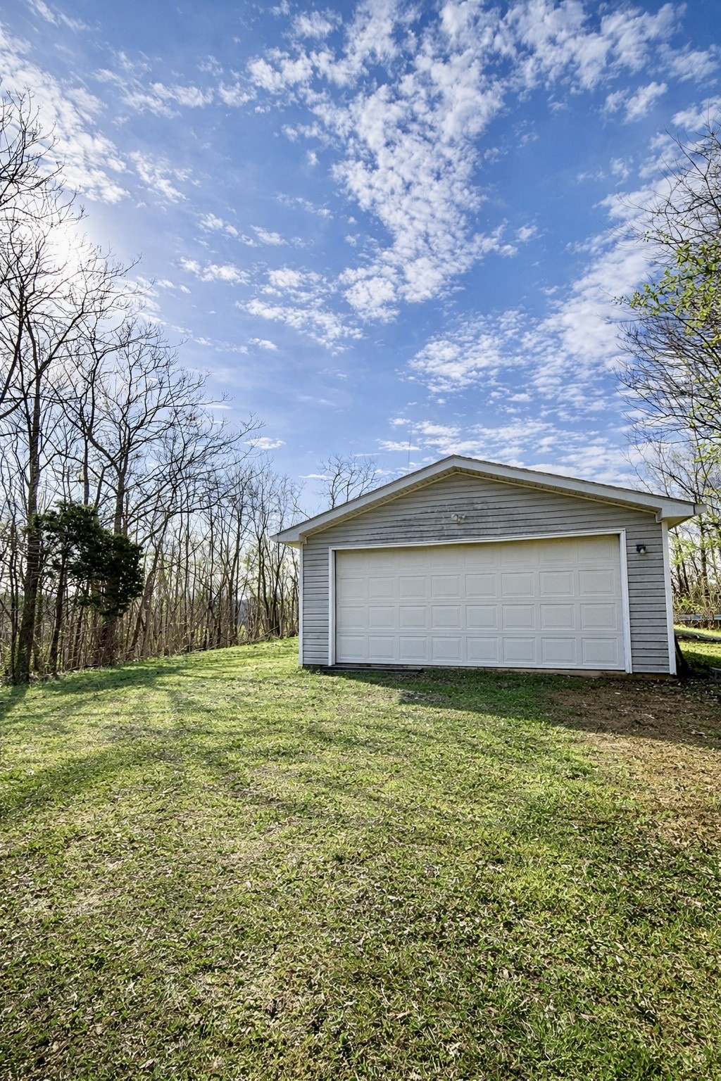 950 Sewell Branch Road Clifton, TN 38425 - Photo 5 of 22