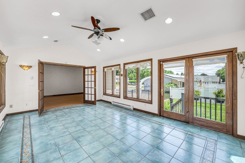 169 Country Road Agawam, MA 01001 - Photo 18 of 41