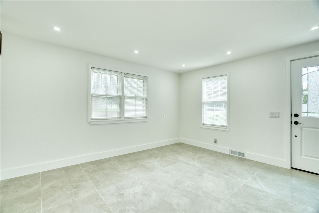 595 Hinchey Road Gates, NY 14624 - Photo 10 of 48 Gallery Image 10