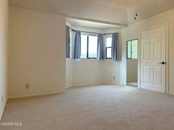 $4,700 | 521 Melbourne Court, Newbury Park, CA 91320