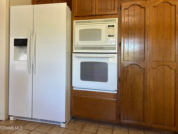 $4,700 | 521 Melbourne Court, Newbury Park, CA 91320