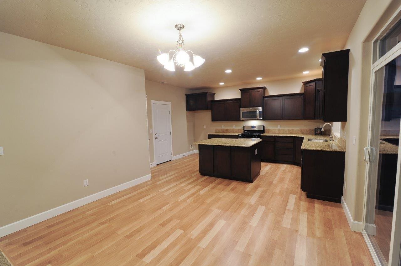 9621 Gabriel Street Spokane, WA 99208 - Photo 9 of 15 Gallery Image 9