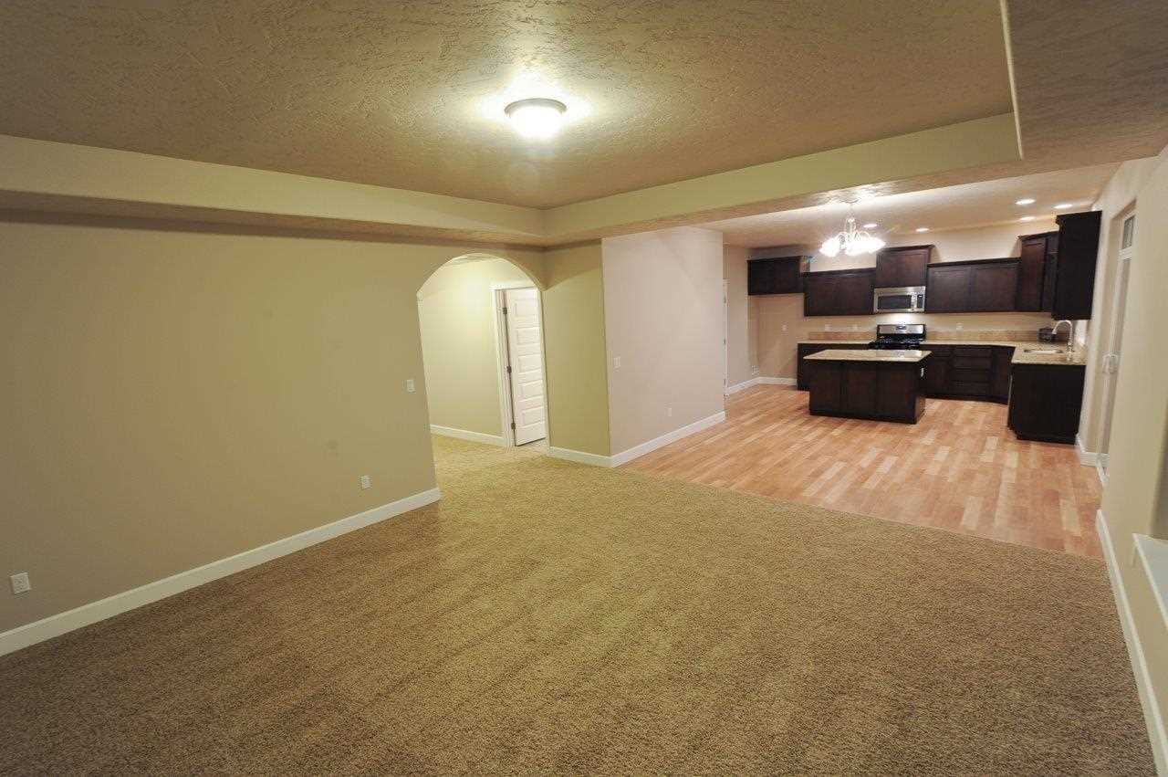 9621 Gabriel Street Spokane, WA 99208 - Photo 10 of 15 Gallery Image 10