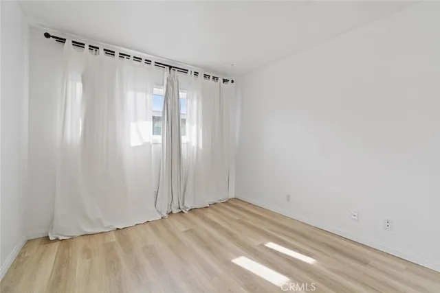 $780,000 | 2411 Prospect Avenue, Unit 214, Hermosa Beach, CA 90254