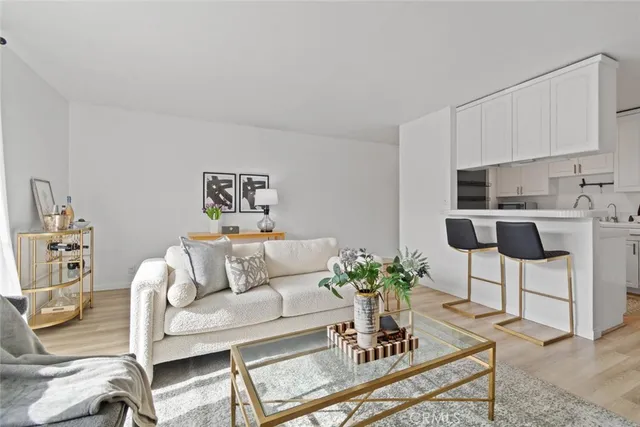 $780,000 | 2411 Prospect Avenue, Unit 214, Hermosa Beach, CA 90254