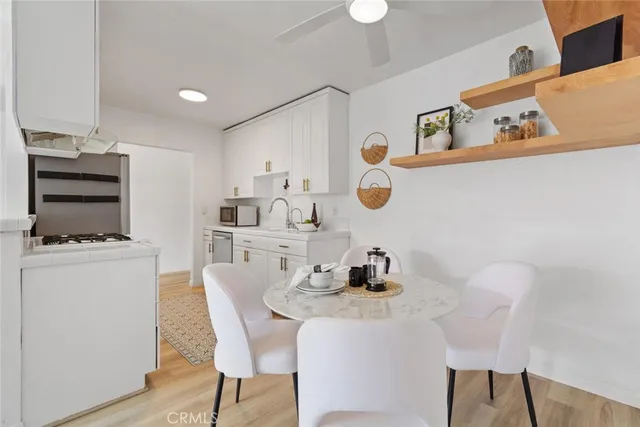 $780,000 | 2411 Prospect Avenue, Unit 214, Hermosa Beach, CA 90254