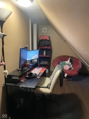 $279,900 | 2901 West 16th Street, Indianapolis, IN 46222