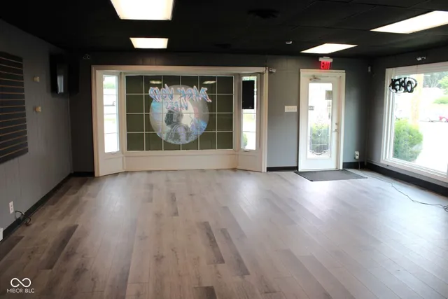 $279,900 | 2901 West 16th Street, Indianapolis, IN 46222