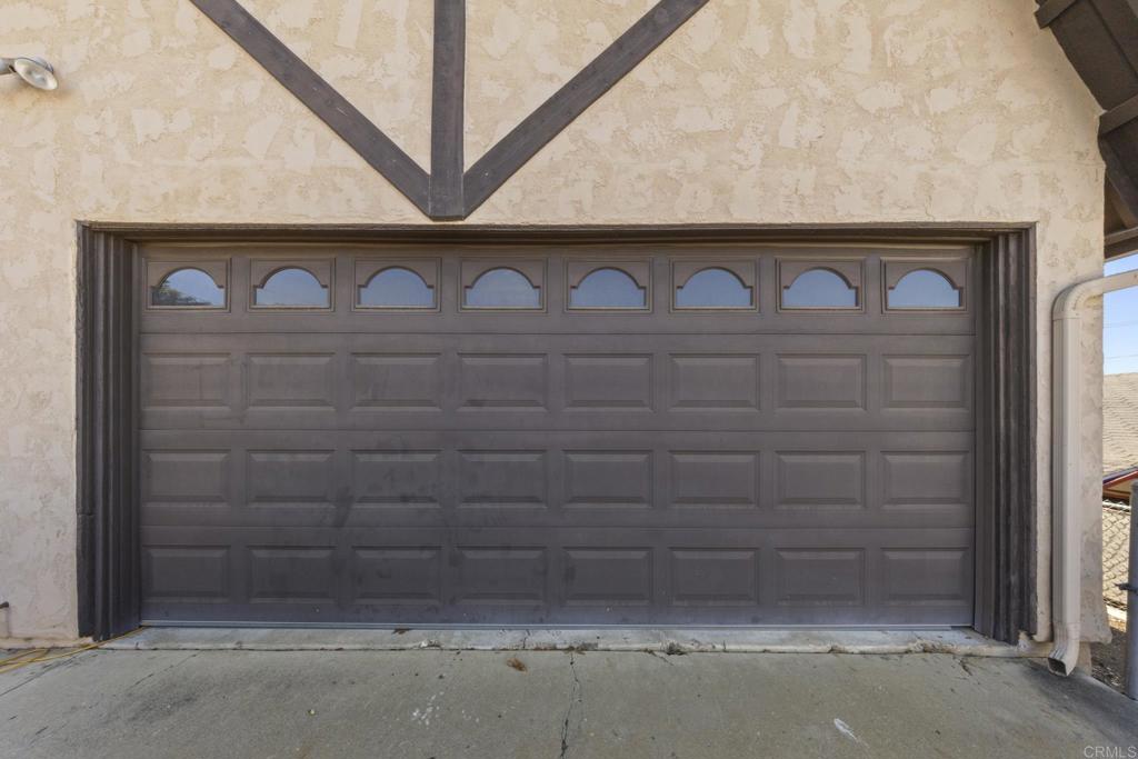 8552 Brodie Lane Santee, CA 92071 - Photo 11 of 40