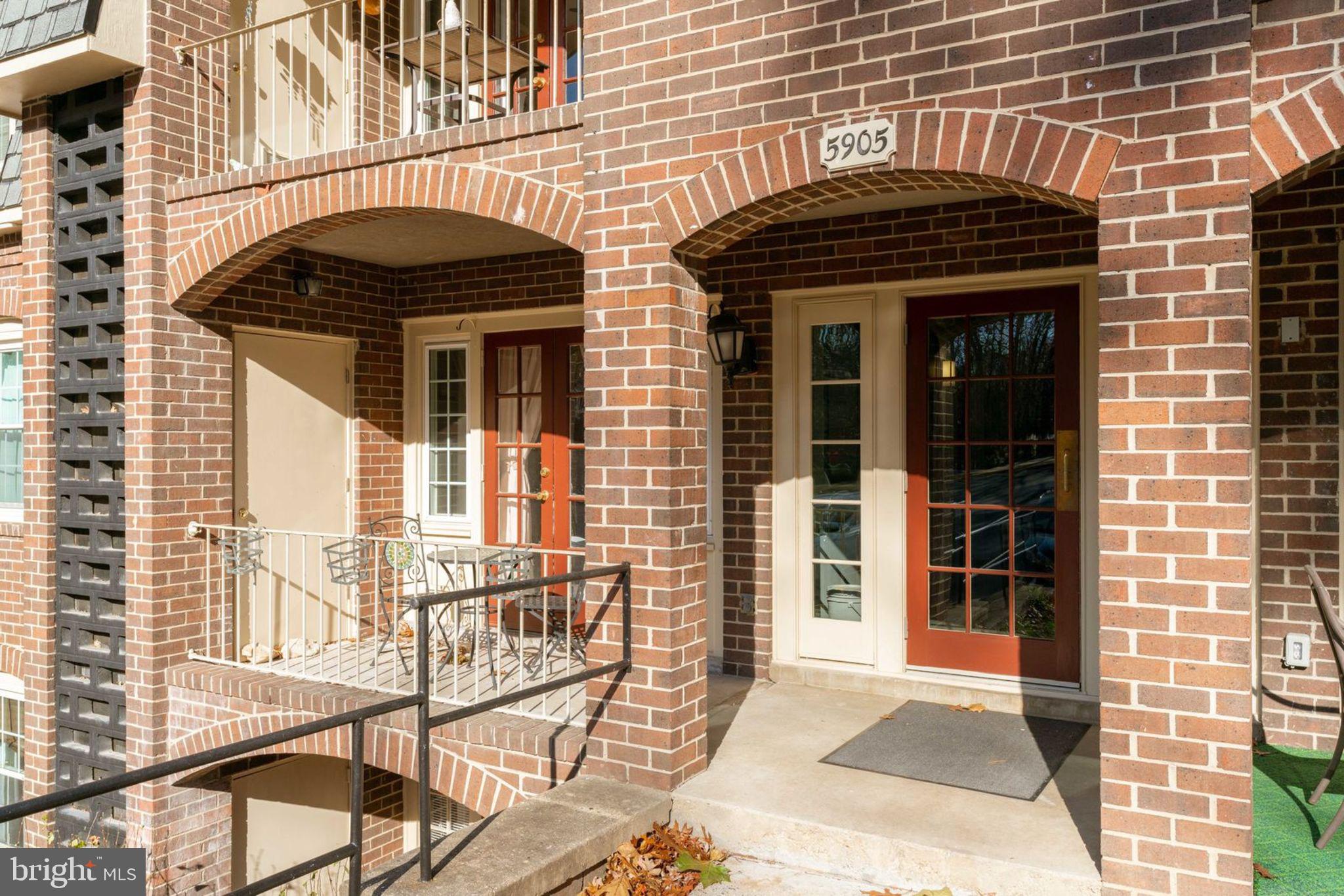 5905 Noblestown Road, Unit 52 Springfield, VA 22152 - Photo 1 of 31 Inviting entrance to your new home!