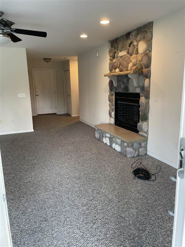 5195 Lobdell Fenton, MI 48430 - Photo 46 of 79 50071685-52.JPG