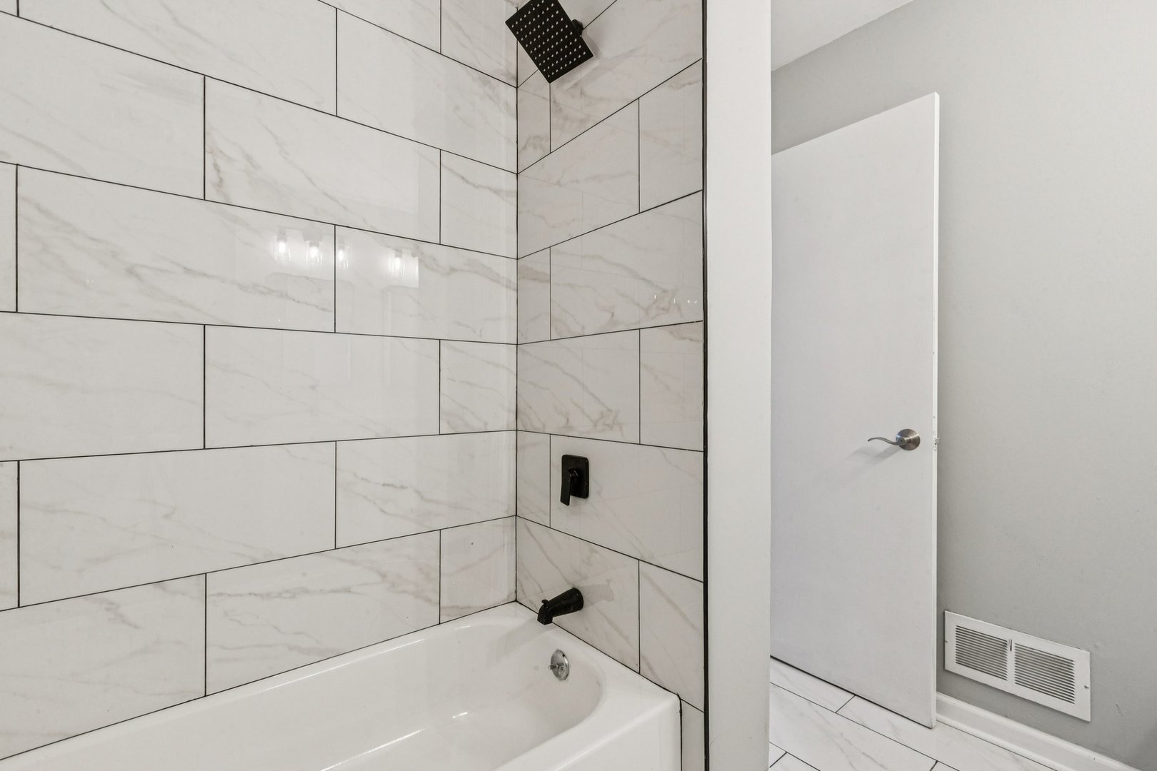 510 Dulles Road Des Plaines, IL 60016 - Photo 26 of 46 Gallery Image 26