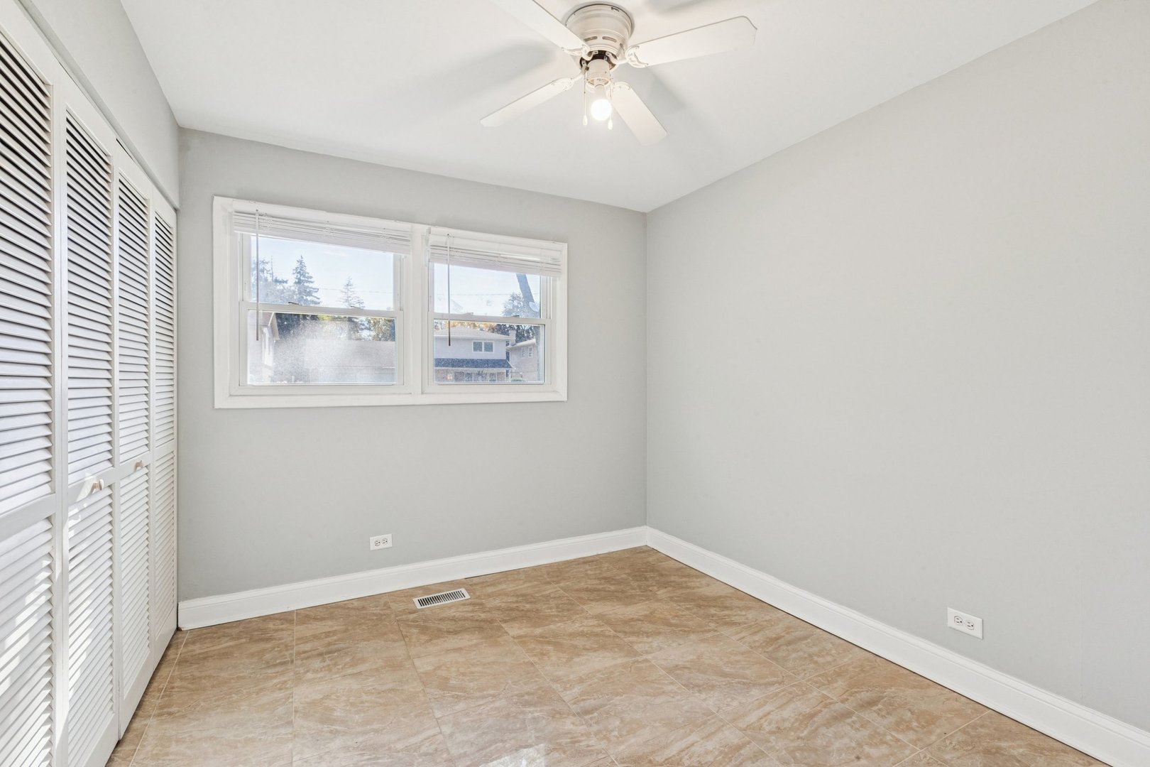 510 Dulles Road Des Plaines, IL 60016 - Photo 30 of 46 Gallery Image 30