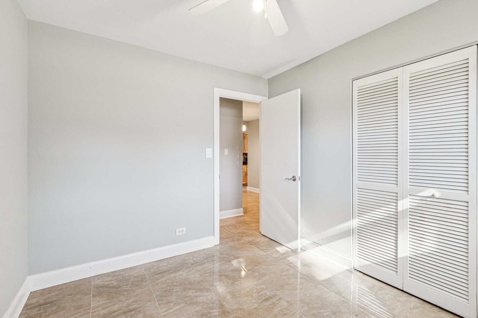 510 Dulles Road Des Plaines, IL 60016 - Photo 31 of 46 Gallery Image 31