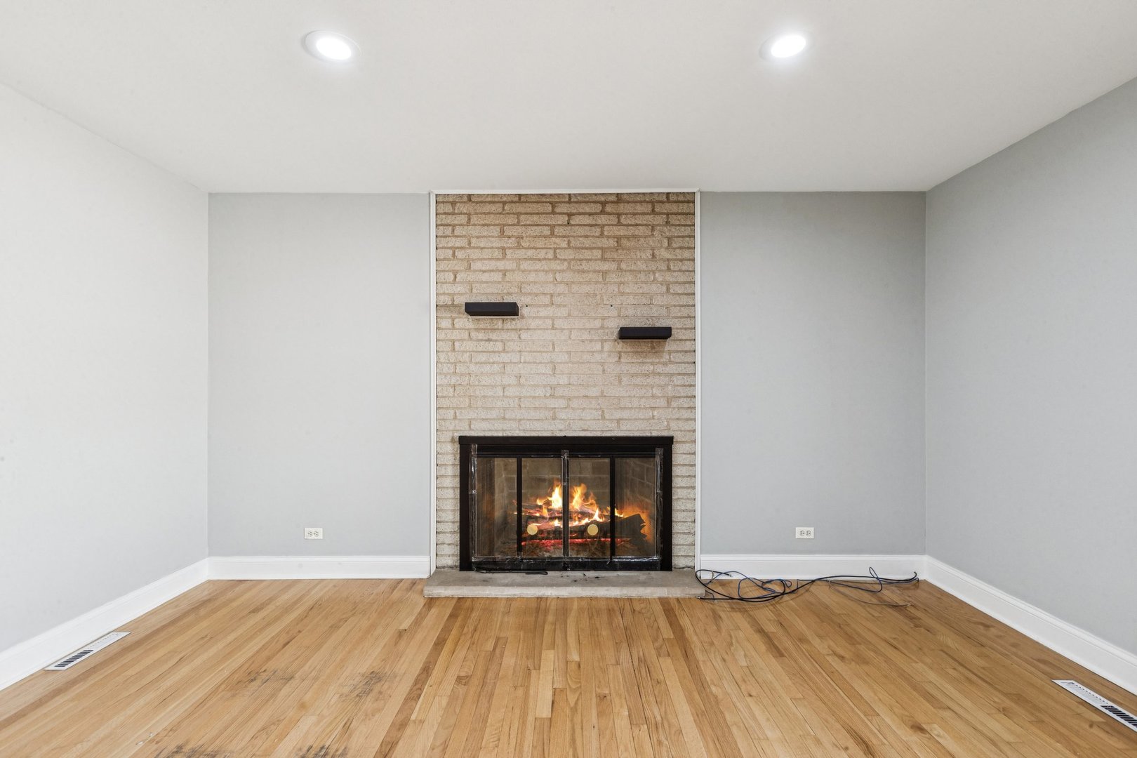 510 Dulles Road Des Plaines, IL 60016 - Photo 9 of 46 Gallery Image 9
