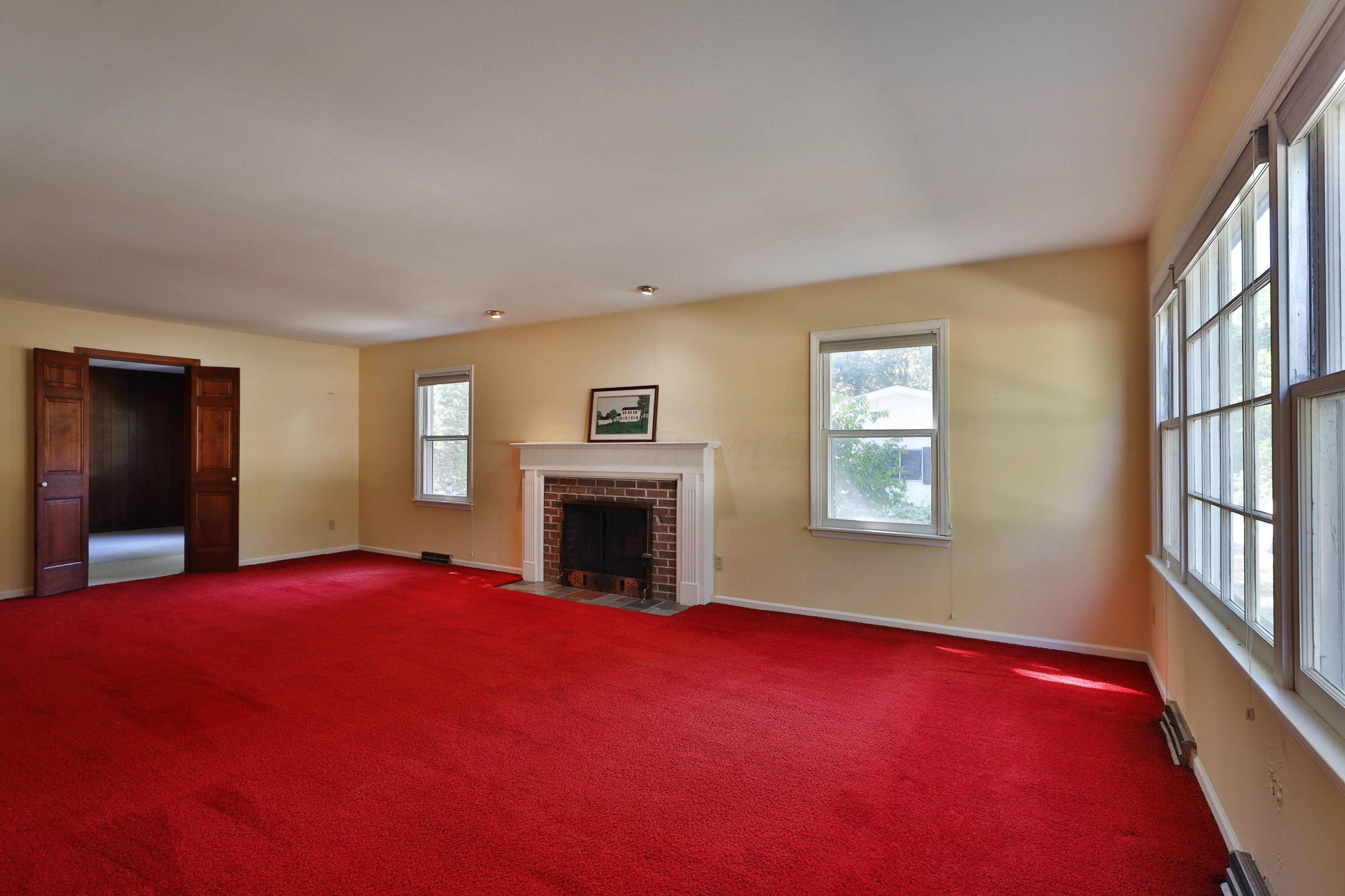 7646 Lee Road Westerville, OH 43081 - Photo 6 of 54 Formal Living Room