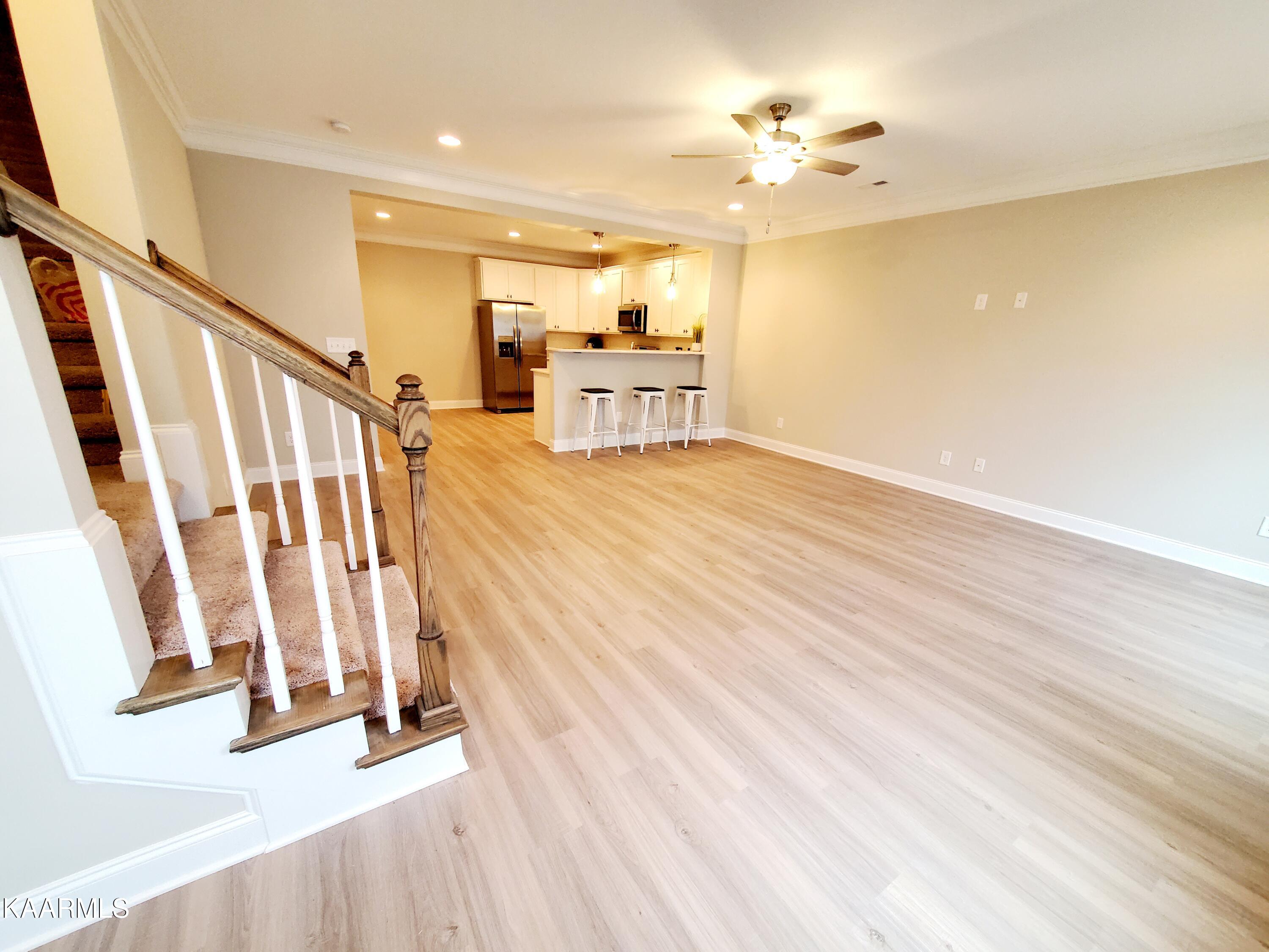 258 Broadberry Avenue Oak Ridge, TN 37830 - Photo 6 of 42 258pic6
