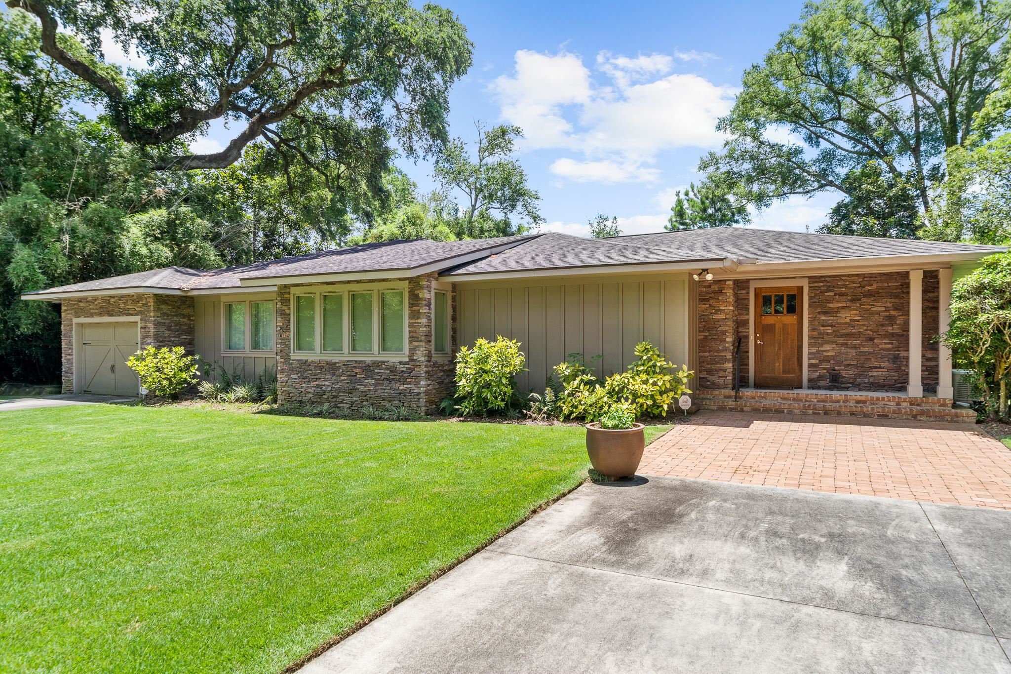420 White Avenue Fairhope, AL 36532 - Photo 1 of 37 FrontOfStructure