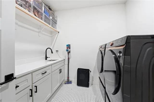 $975,000 | 9702 Northwest 75th Street, Weatherby Lake, MO 64152