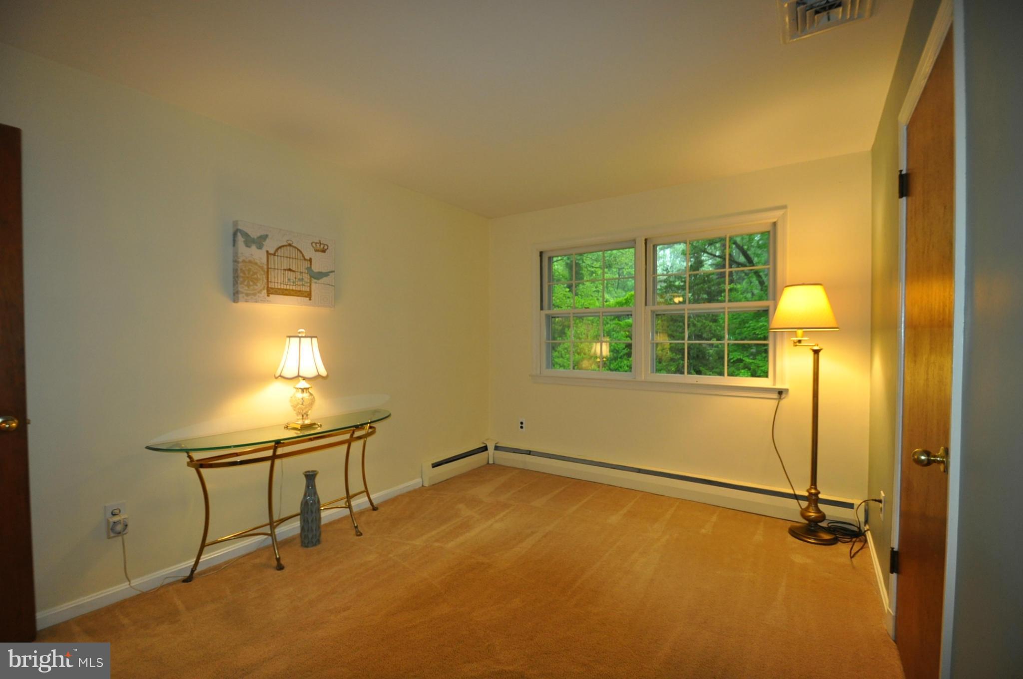 10719 Meadowhill Road Silver Spring, MD 20901 - Photo 12 of 22 Interior (General)