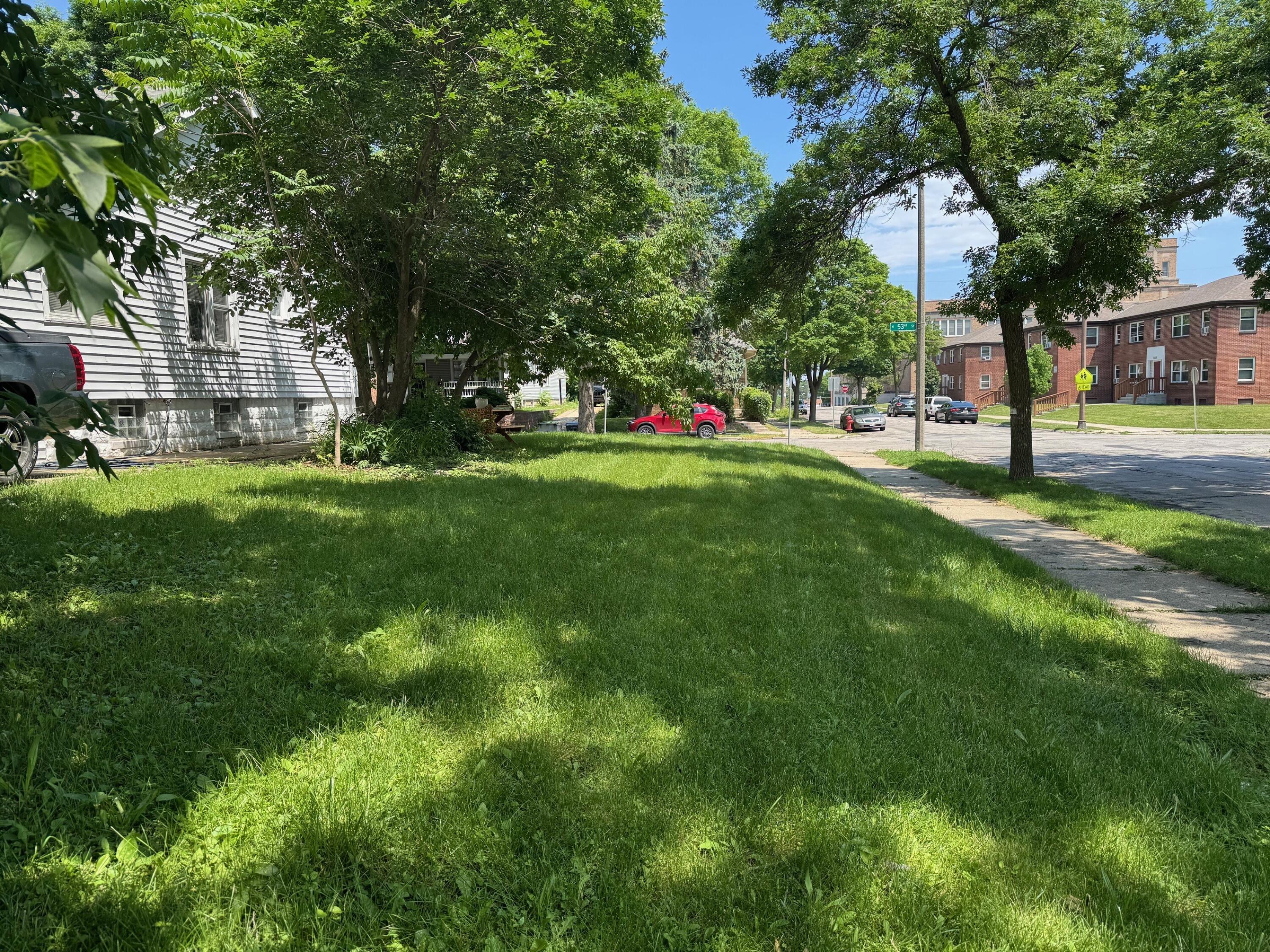 2401 North 53rd Street Milwaukee, WI 53210 - Photo 3 of 5 2401 N 53rd St - 3