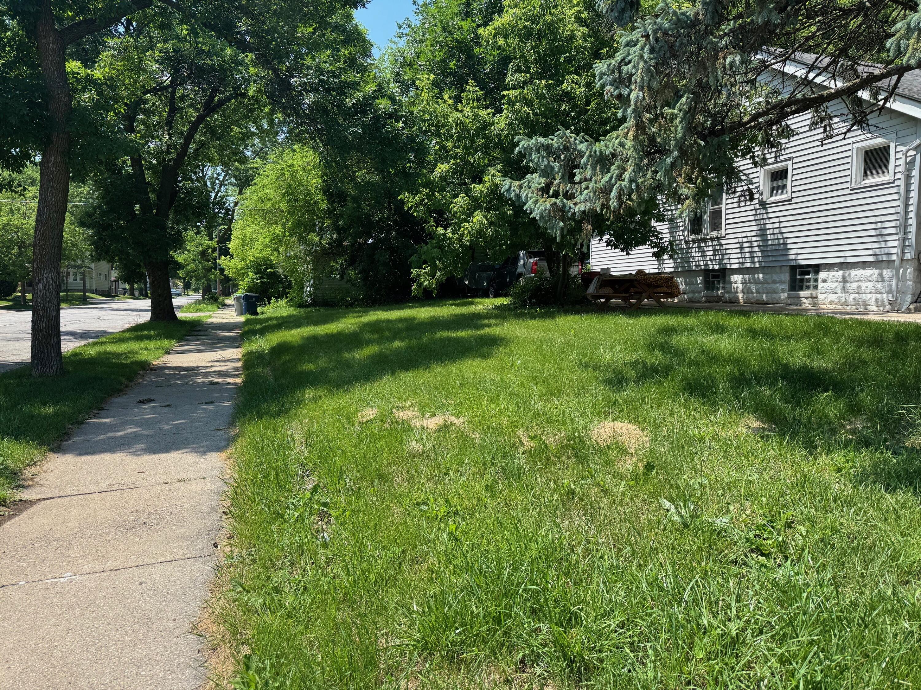 2401 North 53rd Street Milwaukee, WI 53210 - Photo 5 of 5 2401 N 53rd St - 1