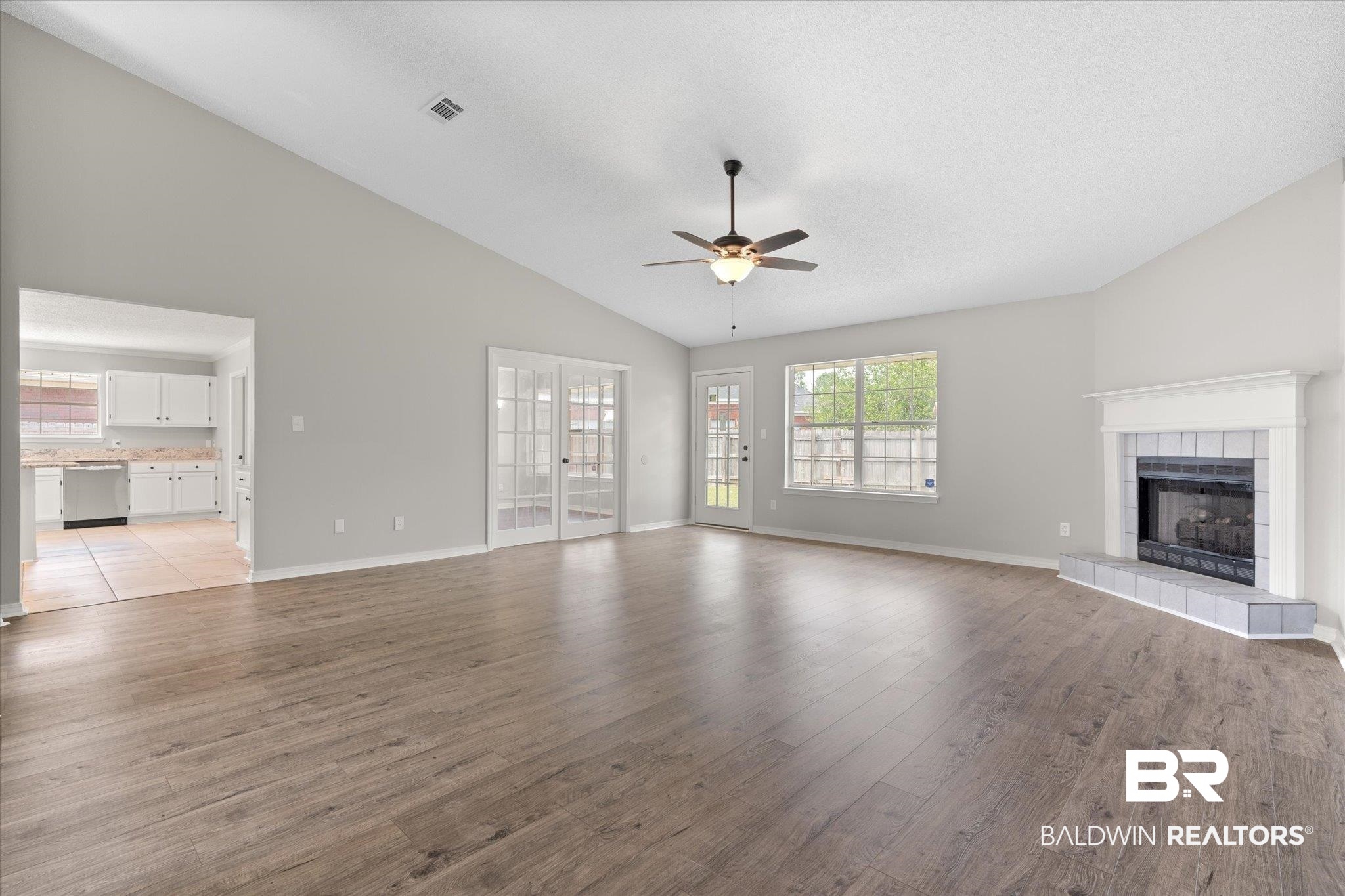 8470 Kyle Court Mobile, AL 36695 - Photo 2 of 31