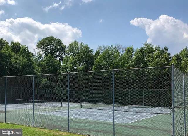a view of a tennis court