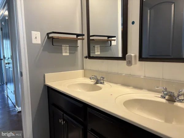 $800,000 | 2707 Swann Wing Court, Lanham, MD 20706