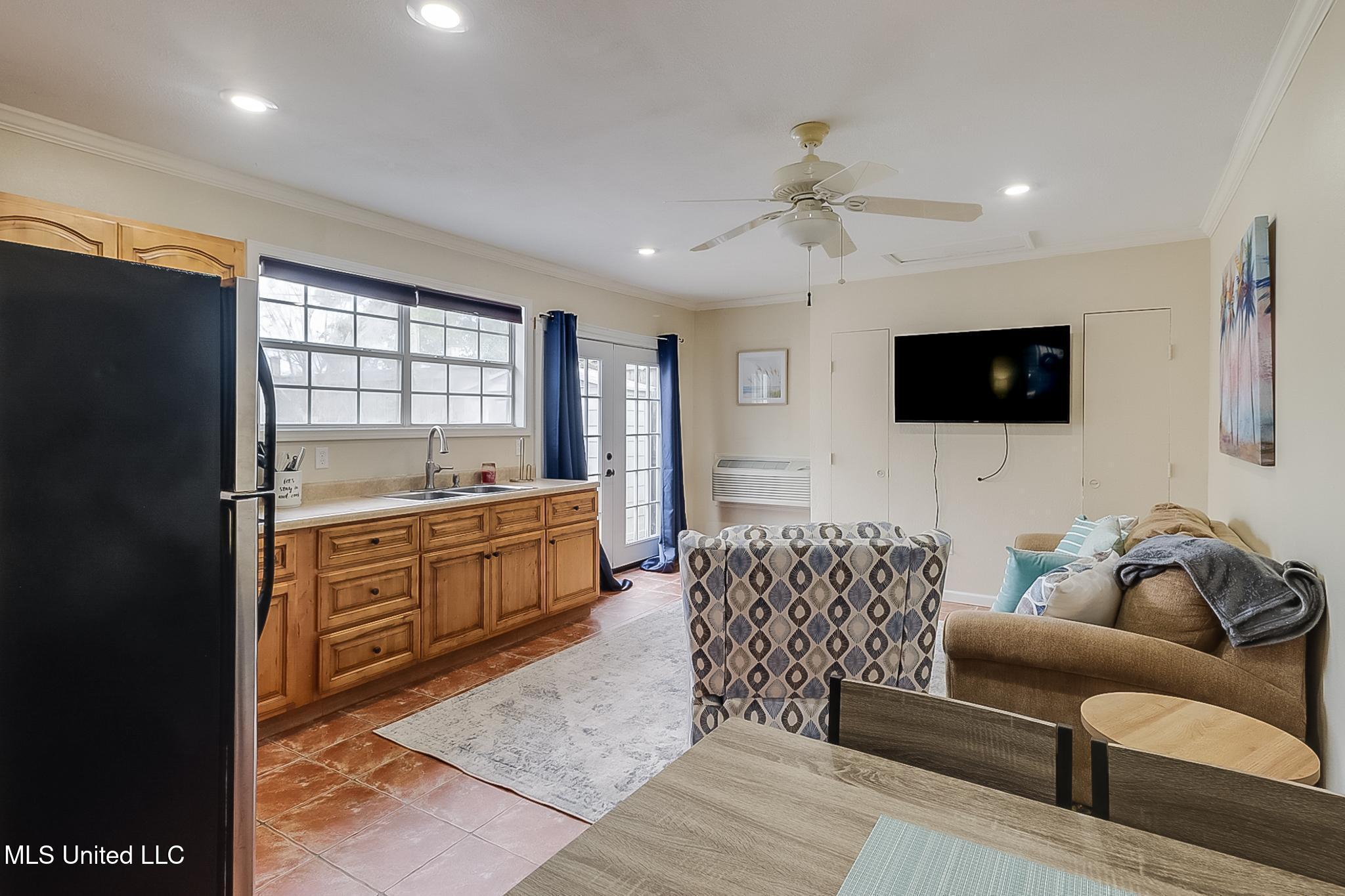 176 Markham Drive, Unit ADU Gulfport, MS 39507 - Photo 5 of 16 6