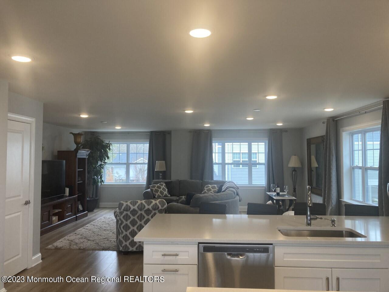 9 Fields Way West Long Branch, NJ 07764 - Photo 3 of 25 29 feids way 3