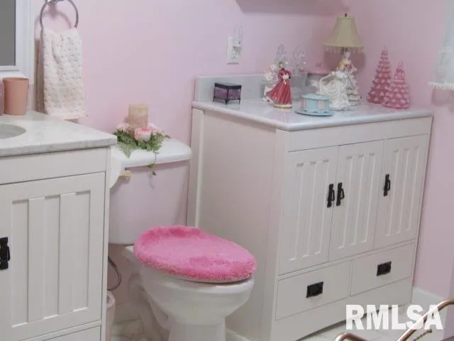 $230,000 | 195 Market Street, Elizabethtown, IL 62931