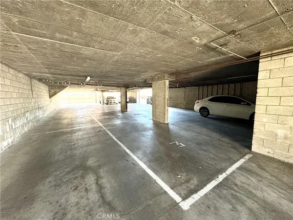 $2,000 | 579 West 14th Street, Unit 4, San Pedro, CA 90731