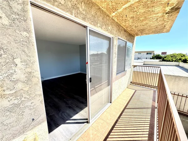 $2,000 | 579 West 14th Street, Unit 4, San Pedro, CA 90731