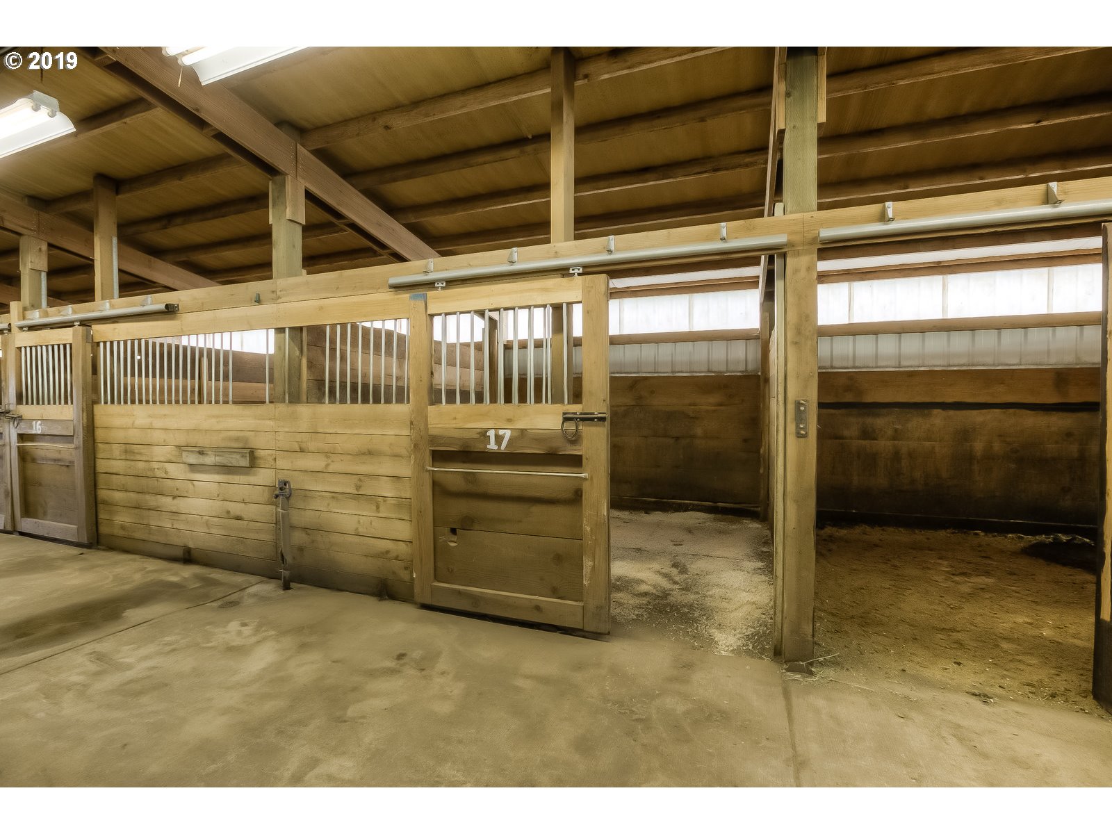 245 Pioneer Road Dallas, OR 97338 - Photo 22 of 32