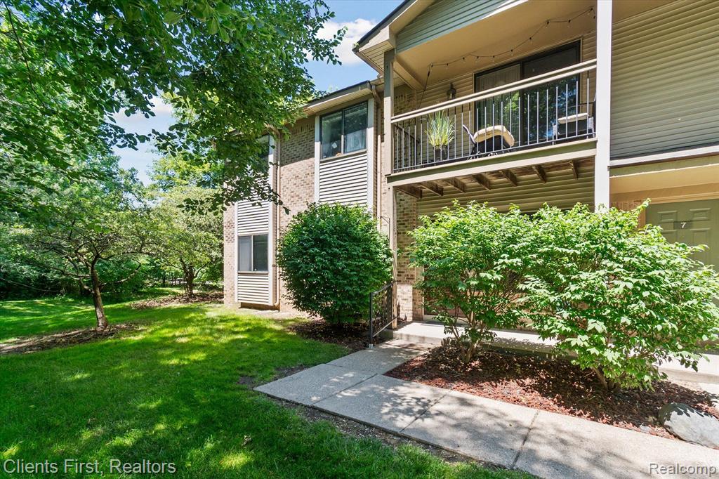 24050 Middlebelt Road, Unit 3 Farmington Hills, MI 48336 - Photo 2 of 28