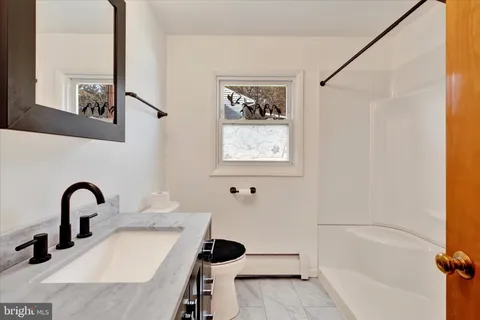 $271,000 | 100 High Street, Pine Grove, PA 17963