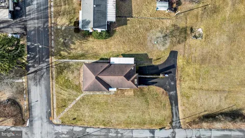 $271,000 | 100 High Street, Pine Grove, PA 17963