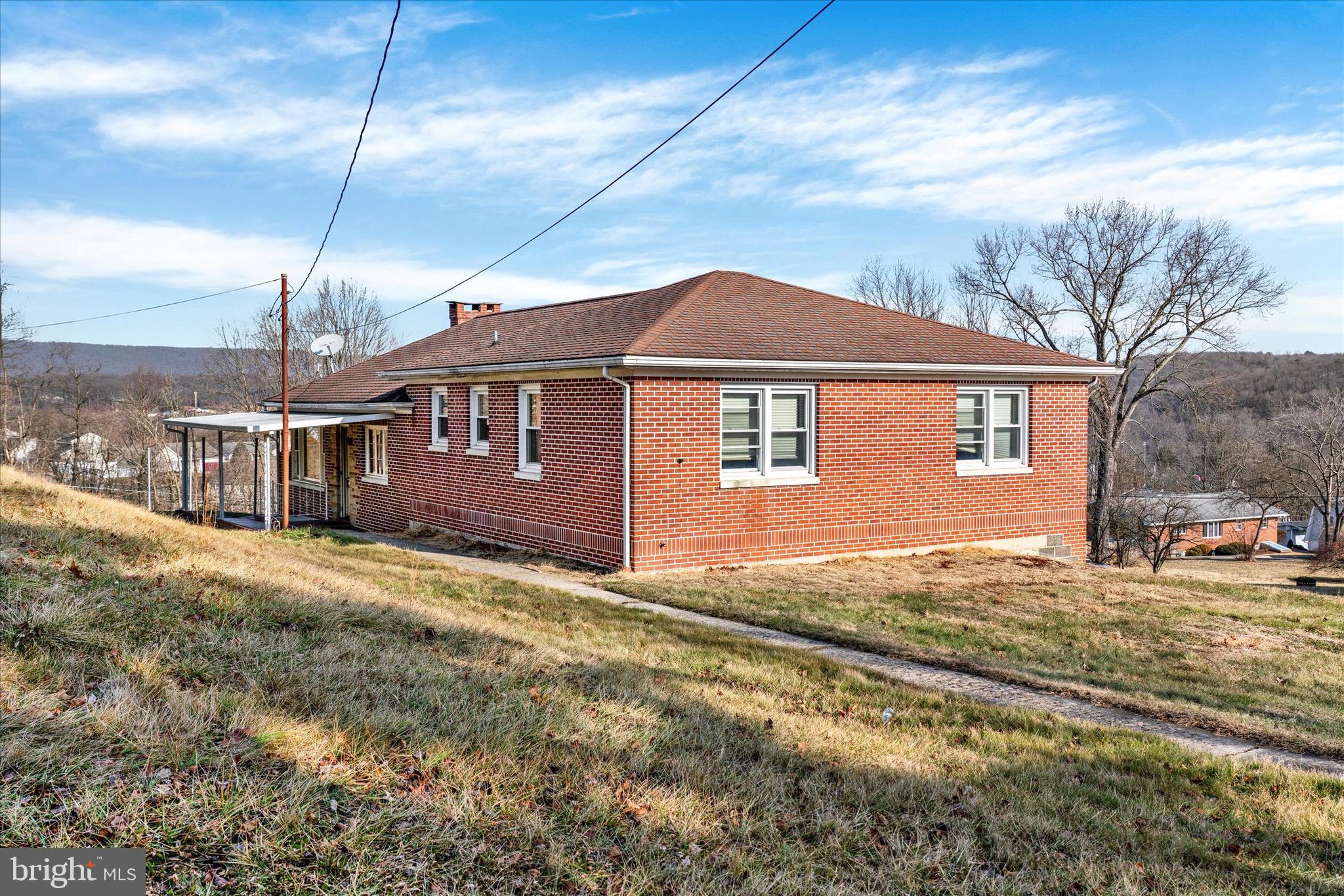 100 High Street Pine Grove, PA 17963 - Photo 4 of 41