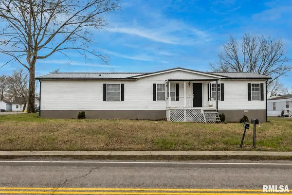 $159,900 | 101 East Knauer Street, Ava, IL 62907