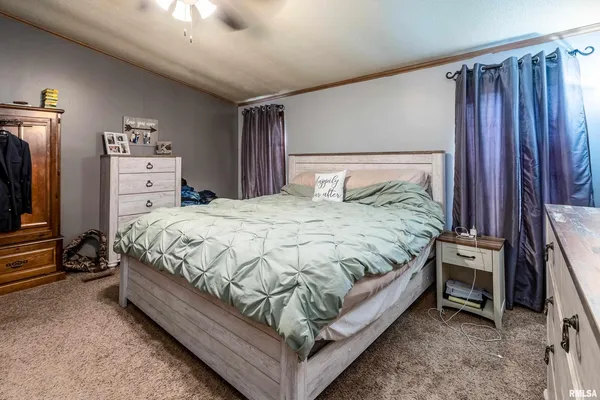 $169,900 | 101 East Knauer Street, Ava, IL 62907
