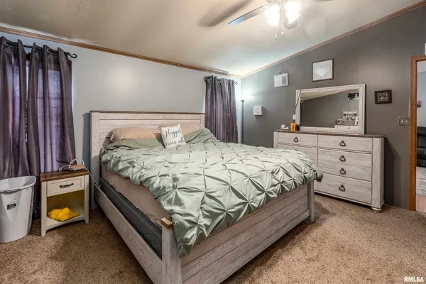 $169,900 | 101 East Knauer Street, Ava, IL 62907