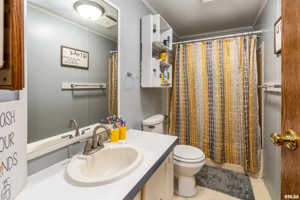 $159,900 | 101 East Knauer Street, Ava, IL 62907
